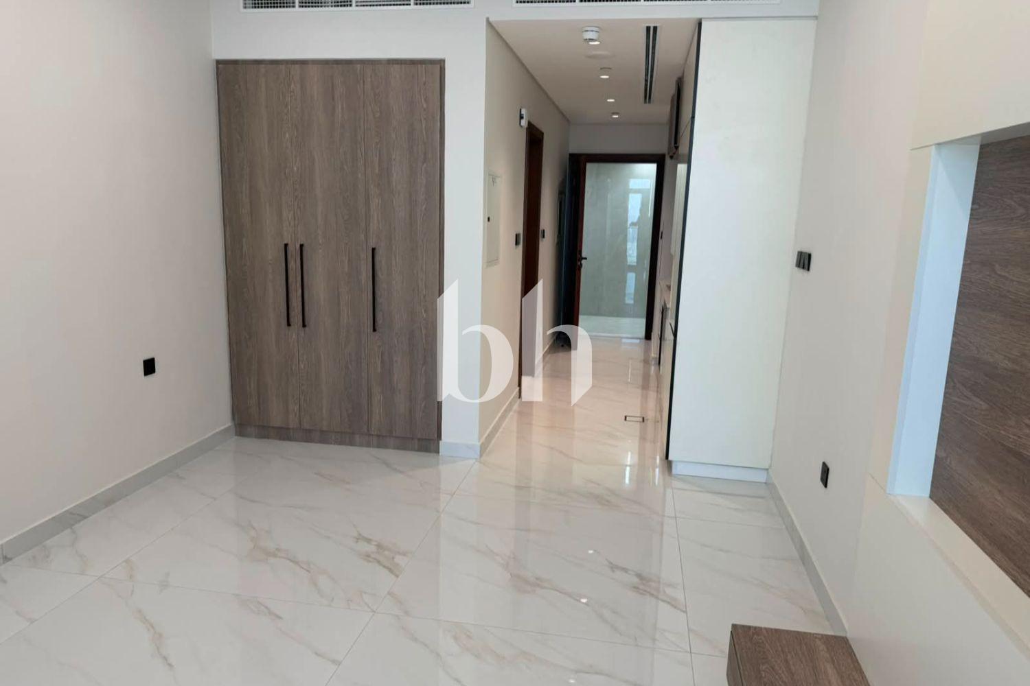 Skyhills Residences 1 — photograph 3