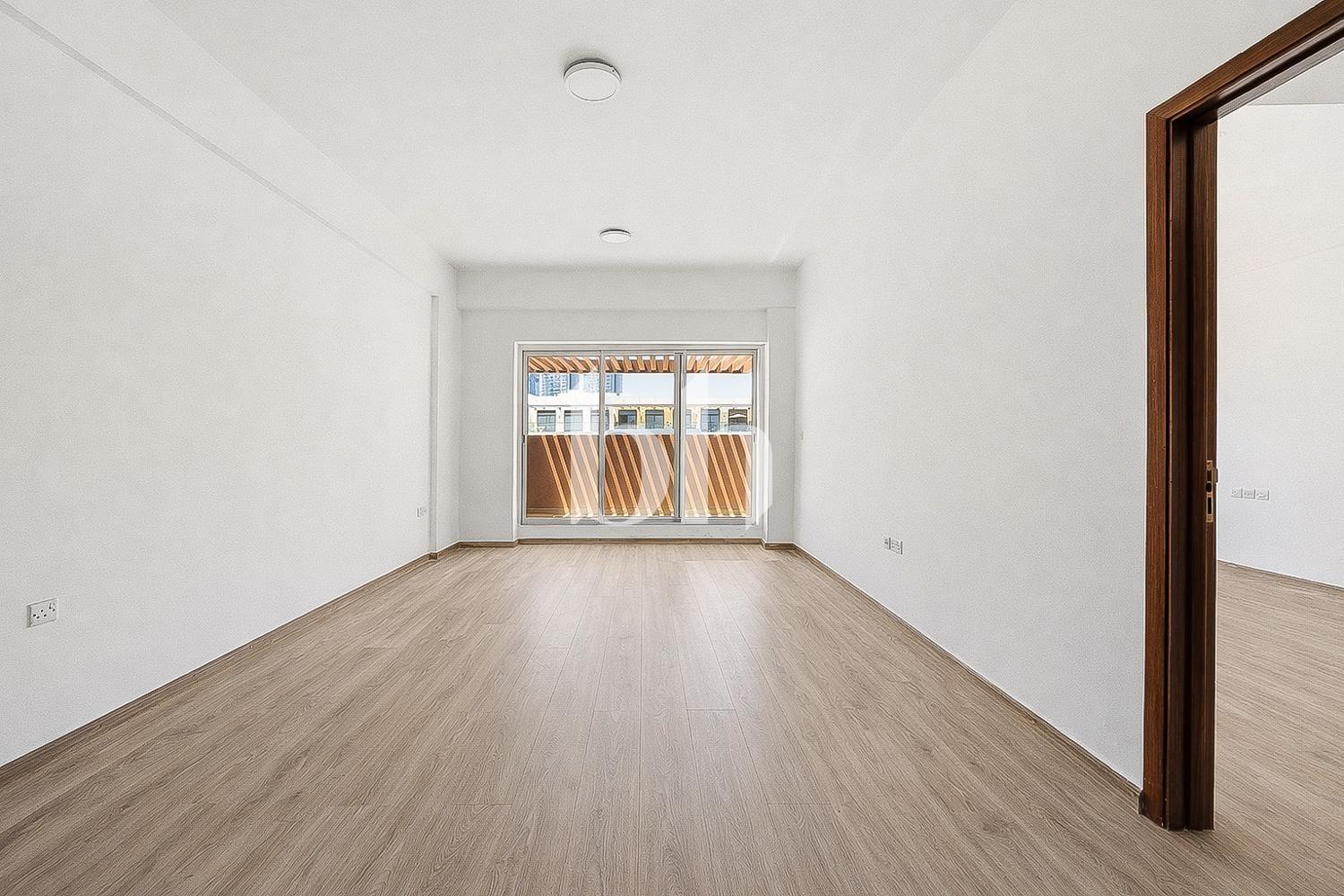 Laya Residences — photograph 2